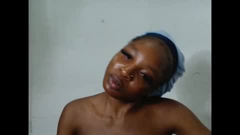 baddiebitchx online show from 05-13-26, 10:27