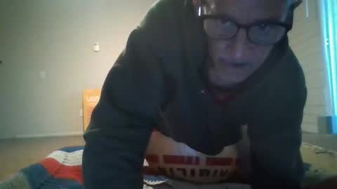 Snapshot of badgersfan chatting on 05-09-26, 12:32 badgersfan online show from 05-09-26, 12:32