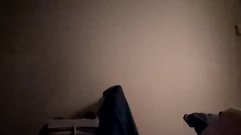 Snapshot of badgirlsclub1029 chatting on 12-02-25, 04:40 badgirlsclub1029 online show from 12-02-25, 04:40