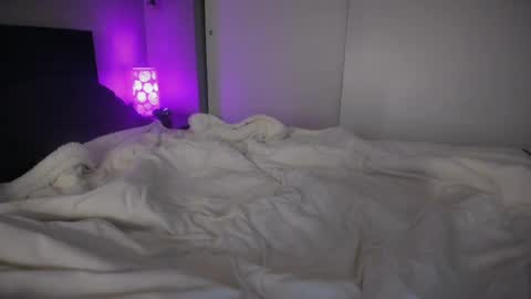 Snapshot of badgrljade chatting on 05-08-26, 03:45 Jade online show from 05-08-26, 03:45