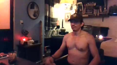 Mexican livin Off the Wall online show from 04-10-26, 10:20