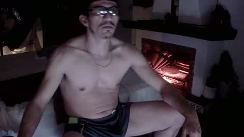 Mexican livin Off the Wall online show from 06-10-26, 08:46
