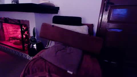 Snapshot of badhombremx chatting on 07-20-26, 10:39 Mexican livin Off the Wall online show from 07-20-26, 10:39