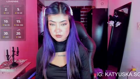        Please help me to reach 100 thumbs up online show from 01-02-25, 10:33