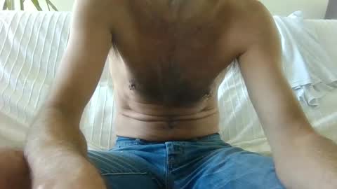 Snapshot of badmax35 chatting on 05-01-26, 11:37 badmax online show from 05-01-26, 11:37