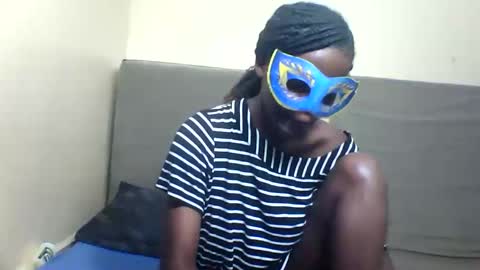 Snapshot of bads_girles chatting on 01-18-26, 05:06 bads_girles online show from 01-18-26, 05:06