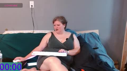 Bagel  Havix online show from 11-12-25, 03:23