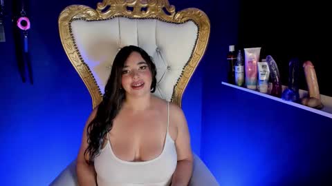 Snapshot of bagiolett chatting on 10-28-25, 08:33 bagiolett online show from 10-28-25, 08:33