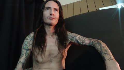 Bailey online show from 03-11-25, 04:32