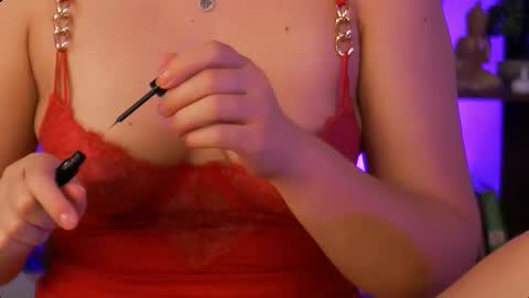 Snapshot of bailey_evans chatting on 11-21-25, 06:45 Bailey online show from 11-21-25, 06:45