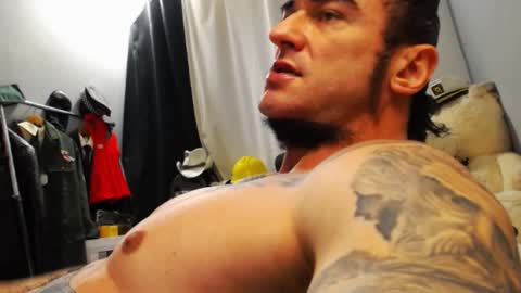 Snapshot of ballard_ chatting on 12-25-24, 07:14 Bret Ballard online show from 12-25-24, 07:14