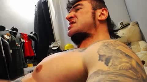 Snapshot of ballard_ chatting on 01-12-25, 07:21 Bret Ballard online show from 01-12-25, 07:21