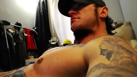 Snapshot of ballard_ chatting on 01-20-25, 08:52 Bret Ballard online show from 01-20-25, 08:52