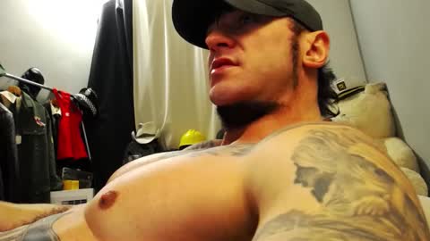 Snapshot of ballard_ chatting on 01-29-25, 03:22 Bret Ballard online show from 01-29-25, 03:22