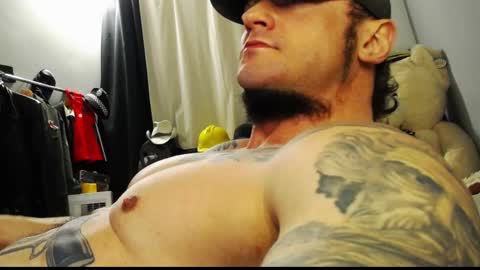 Snapshot of ballard_ chatting on 03-05-25, 04:24 Bret Ballard online show from 03-05-25, 04:24