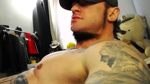 Snapshot of ballard_ chatting on 03-06-25, 07:25 Bret Ballard online show from 03-06-25, 07:25