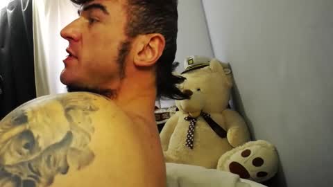 Snapshot of ballard_ chatting on 03-07-25, 07:30 Bret Ballard online show from 03-07-25, 07:30