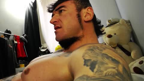 Snapshot of ballard_ chatting on 03-10-25, 07:42 Bret Ballard online show from 03-10-25, 07:42