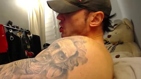 Snapshot of ballard_ chatting on 11-20-25, 01:50 Bret Ballard online show from 11-20-25, 01:50