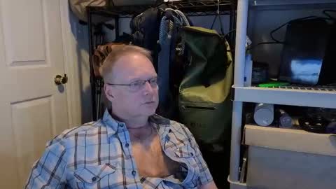 Snapshot of baltomoron69 chatting on 04-18-26, 08:09 baltomoron69 online show from 04-18-26, 08:09