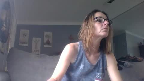 Snapshot of bamacpl80 chatting on 05-01-26, 10:58 bamacpl80 online show from 05-01-26, 10:58