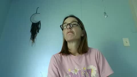 Snapshot of bamacpl80 chatting on 06-08-26, 04:07 bamacpl80 online show from 06-08-26, 04:07