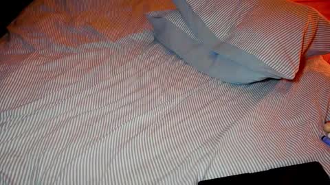 Snapshot of bambi______ chatting on 02-17-25, 03:42 fae online show from 02-17-25, 03:42