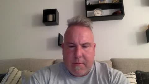 banana5289 online show from 06-16-26, 08:00