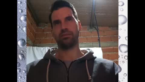 Snapshot of banana_argen_15 chatting on 12-09-24, 01:40 Ezequiel online show from 12-09-24, 01:40