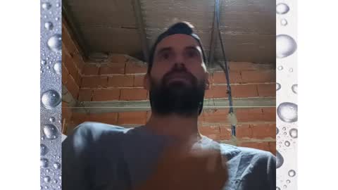 Snapshot of banana_argen_15 chatting on 01-07-25, 01:28 Ezequiel online show from 01-07-25, 01:28