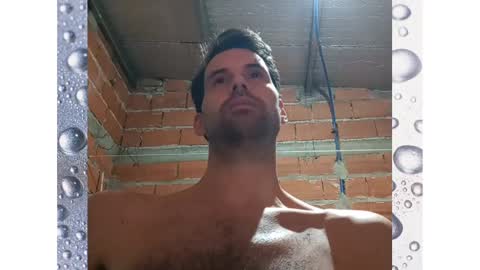 Snapshot of banana_argen_15 chatting on 01-23-25, 01:19 Ezequiel online show from 01-23-25, 01:19