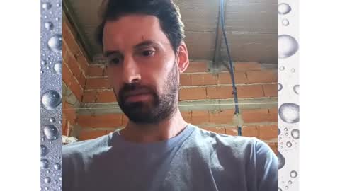 Snapshot of banana_argen_15 chatting on 02-05-25, 10:44 Ezequiel online show from 02-05-25, 10:44