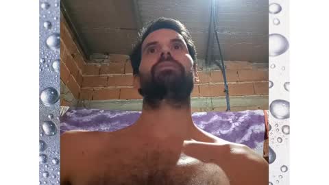 Snapshot of banana_argen_15 chatting on 02-16-25, 01:25 Ezequiel online show from 02-16-25, 01:25