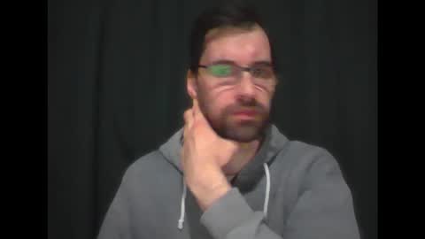 Snapshot of banana_argen_15 chatting on 11-12-25, 01:39 Ezequiel online show from 11-12-25, 01:39