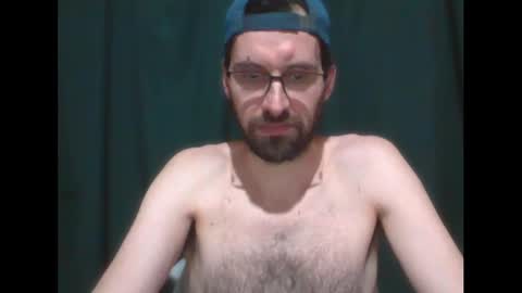 Snapshot of banana_argen_15 chatting on 11-15-25, 01:25 Ezequiel online show from 11-15-25, 01:25