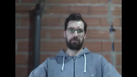 Snapshot of banana_argen_15 chatting on 11-30-25, 10:03 Ezequiel online show from 11-30-25, 10:03