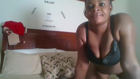 Snapshot of banana_charly chatting on 11-11-25, 12:16 banana_charly online show from 11-11-25, 12:16