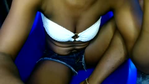 Snapshot of banging_body chatting on 05-16-26, 11:25 banging_body online show from 05-16-26, 11:25