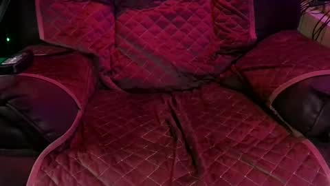 Snapshot of banjoey48 chatting on 12-08-24, 04:46 BANJOEY online show from 12-08-24, 04:46