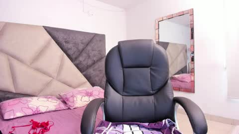 Barbara  online show from 04-06-26, 11:55