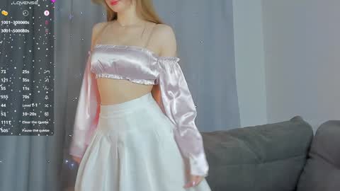 Snapshot of barbbiiedoll chatting on 12-04-24, 09:24 Kendall online show from 12-04-24, 09:24