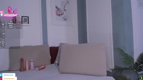 Snapshot of barberryx chatting on 03-28-26, 06:13 ENRIQUE online show from 03-28-26, 06:13