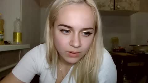 barbie___girl online show from 03-11-26, 06:47