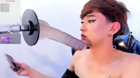          I work from home this is my room 3 online show from 11-06-25, 05:30