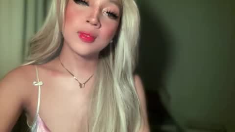 Snapshot of barbie_ford_ chatting on 01-03-25, 03:44 barbie_ford_ online show from 01-03-25, 03:44