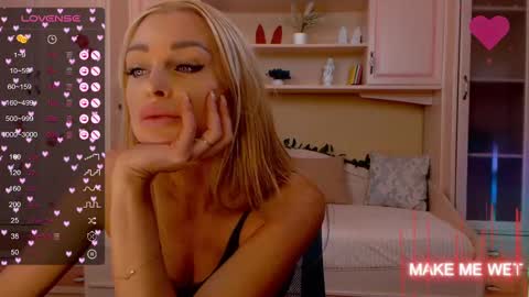 Snapshot of barbie_kiss1 chatting on 12-05-24, 04:31 barbie online show from 12-05-24, 04:31