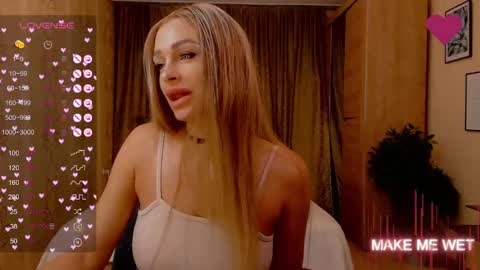 Snapshot of barbie_kiss1 chatting on 12-11-24, 01:47 barbie online show from 12-11-24, 01:47