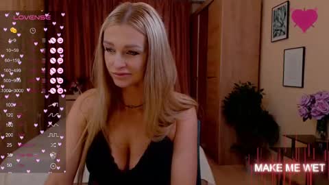 Snapshot of barbie_kiss1 chatting on 12-30-24, 01:15 barbie online show from 12-30-24, 01:15