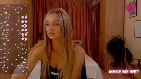 Snapshot of barbie_kiss1 chatting on 01-05-25, 03:32 barbie online show from 01-05-25, 03:32