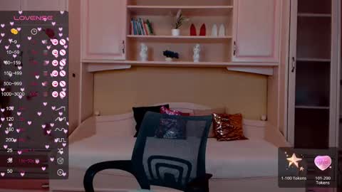 Snapshot of barbie_kiss1 chatting on 01-09-25, 01:50 barbie online show from 01-09-25, 01:50